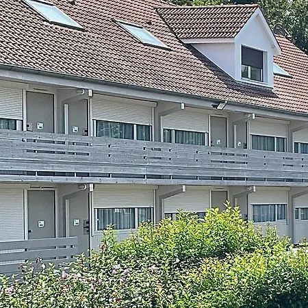 钟楼波尔多北拉克酒店 3*